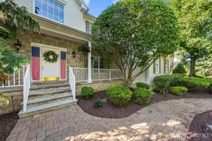 6 Polonia Ct, Monroe Township, NJ 08831 - Photo 2