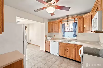 94 Luther Avenue, Perth Amboy, NJ 08861 - Photo 18