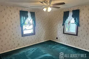 109 Highfield Rd, Colonia, NJ 07067 - Photo 8