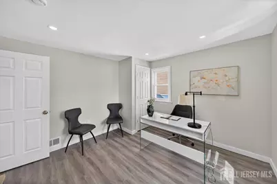 121 Dorothy Street, Carteret, NJ 07008 - Photo 6