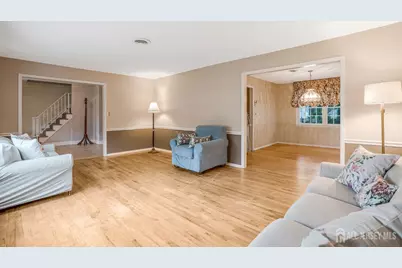 11 Woodrow Wilson Drive, Edison, NJ 08820 - Photo 4