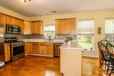2101 Avery Court, Franklin Township, NJ 08873 - Photo 12