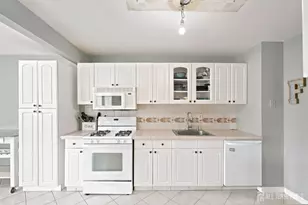 19 Barton Rd, Old Bridge Township, NJ 08857 - Photo 14