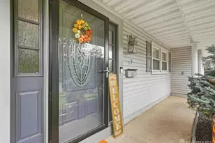 19 Barton Rd, Old Bridge Township, NJ 08857 - Photo 4