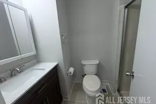 81 Woodmere Dr, Sayreville, NJ 08859 - Photo 8