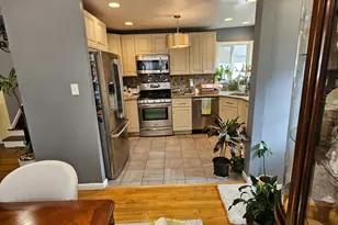 136 Isabelle St, Menlo Park Terrace, NJ 08840 - Photo 8