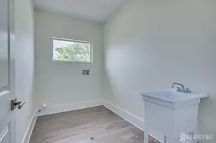 12 Hyde Ave, Iselin, NJ 08830 - Photo 44