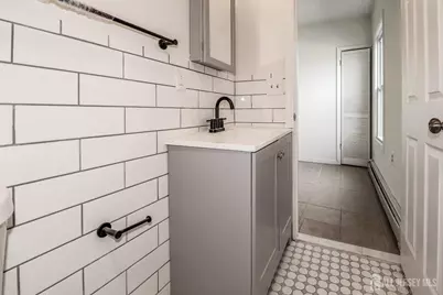 362 Market Street #3F, Perth Amboy, NJ 08861 - Photo 2