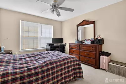 12 Berkshire Court, Manalapan Township, NJ 07726 - Photo 10