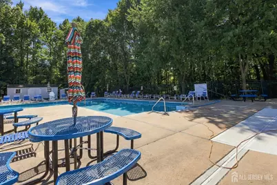 11 Vreeland Court, Sayreville, NJ 08872 - Photo 24