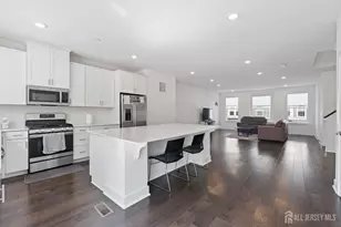 6 Coogan Ct, Morris Plains, NJ 07950 - Photo 8