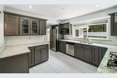 80 Stillwell Road, South Brunswick Township, NJ 08824 - Photo 16