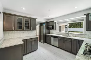 80 Stillwell Rd, South Brunswick Township, NJ 08824 - Photo 16