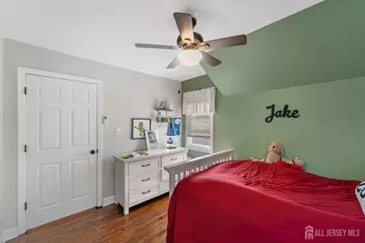 555 E Maple Avenue E, Woodbridge Township, NJ 07095 - Photo 18