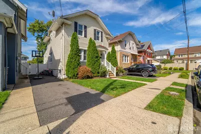 555 E Maple Avenue E, Woodbridge Township, NJ 07095 - Photo 2