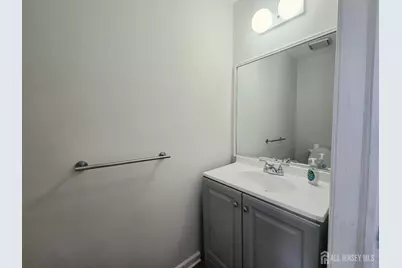 187 Hampshire Court, Piscataway Township, NJ 08854 - Photo 6