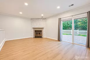 145 Lexington Cir, Old Bridge Township, NJ 07747 - Photo 6