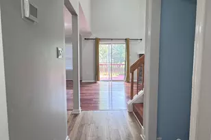 22 Jill Ct, South Brunswick Township, NJ 08852 - Photo 2