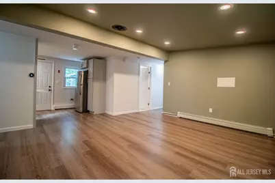 21 Keats Road, North Brunswick Township, NJ 08902 - Photo 4