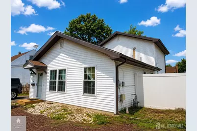 40 Compton Avenue, Hazlet Township, NJ 07734 - Photo 2