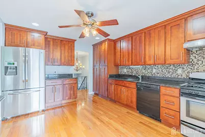 927 Wood Avenue, Edison, NJ 08820 - Photo 12