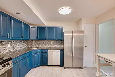 60 College Drive, Edison, NJ 08817 - Photo 12