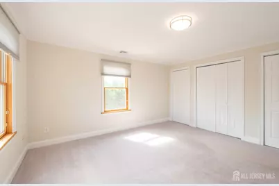 135 Summerhill Road, East Brunswick Township, NJ 08816 - Photo 32