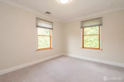 135 Summerhill Road, East Brunswick Township, NJ 08816 - Photo 20