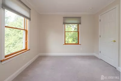 135 Summerhill Road, East Brunswick Township, NJ 08816 - Photo 22