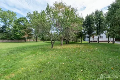 135 Summerhill Road, East Brunswick Township, NJ 08816 - Photo 44