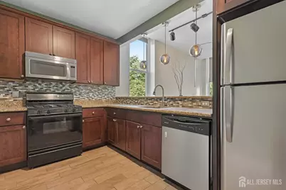 201 S 2nd Avenue #26, Highland Park, NJ 08904 - Photo 8