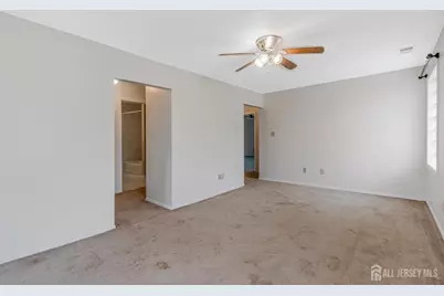 18 Robinson Street, New Brunswick, NJ 08901 - Photo 4