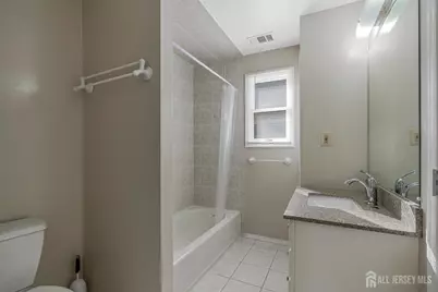 18 Robinson Street, New Brunswick, NJ 08901 - Photo 30