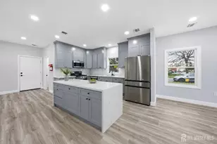 949 Edwin St, North Brunswick Township, NJ 08902 - Photo 2