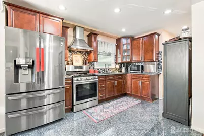 [Address not provided], Jersey City, NJ 07307 - Photo 6