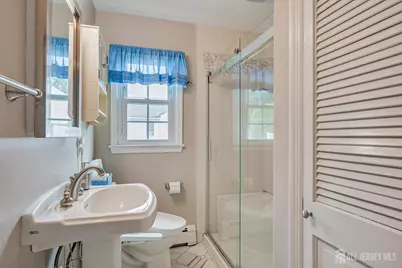669 Old Post Road, Edison, NJ 08817 - Photo 26