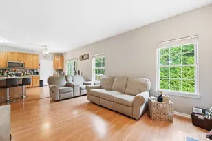 19 Gregory St, Hazlet Township, NJ 07730 - Photo 2