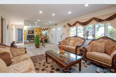 2284 Polk Avenue, North Brunswick Township, NJ 08902 - Photo 2