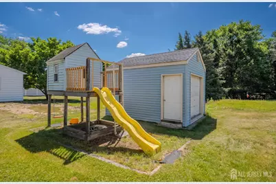 2284 Polk Avenue, North Brunswick Township, NJ 08902 - Photo 34