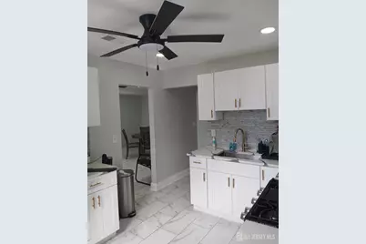 274 College Drive, Edison, NJ 08817 - Photo 2
