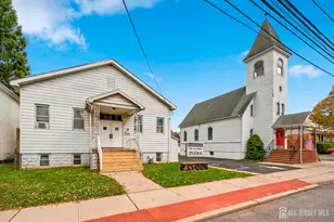 714 Roosevelt Ave, Carteret, NJ 07008 - Photo 2