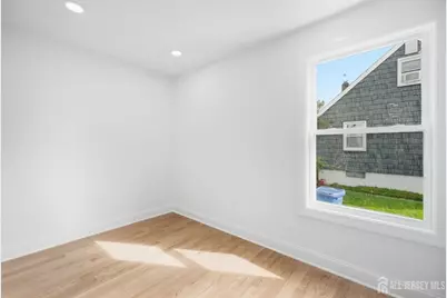154 Oakmanor Parkway, South Plainfield, NJ 07080 - Photo 18