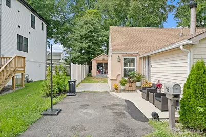 39 Salem Place, Aberdeen Township, NJ 07721 - Photo 4