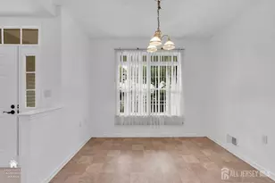 222 Sunflower Ln, West Windsor Township, NJ 08550 - Photo 8