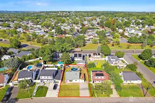 11 Kendall Dr, Sayreville, NJ 08859 - Photo 2