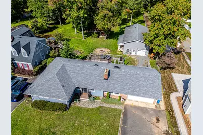 690 New Durham Road, Metuchen, NJ 08840 - Photo 2