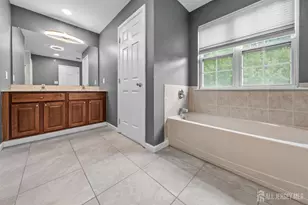 1108 Morning Glory Dr, Monroe Township, NJ 08831 - Photo 18