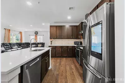 [Address not provided], Piscataway Township, NJ 08854 - Photo 2