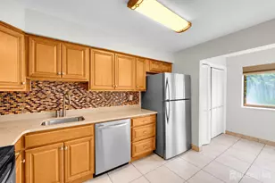48 Ellen Heath Dr, Old Bridge Township, NJ 07747 - Photo 6