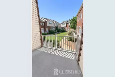 524 Great Beds Court, Perth Amboy, NJ 08861 - Photo 14